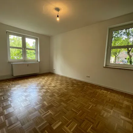 Rent this 2 bed apartment on Zylberbergstraße 7 in 22457 Hamburg, Germany