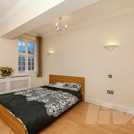 Image 6 - Harrowby Street, London, W1H 5EQ, United Kingdom - Apartment for rent