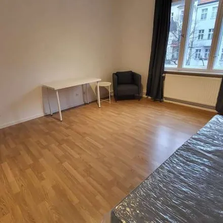 Rent this 2 bed apartment on Kaiser-Friedrich-Straße 93 in 10585 Berlin, Germany