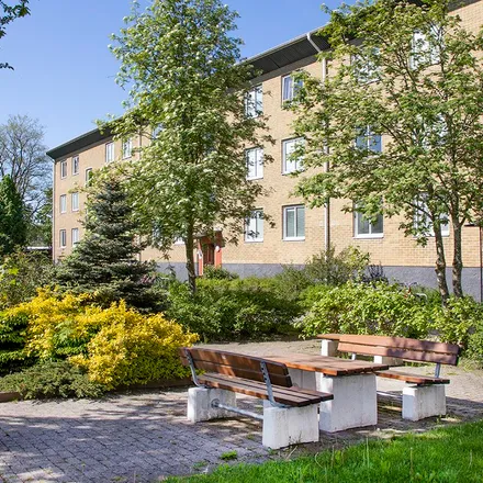 Rent this 2 bed apartment on Rönnebergavägen 26 in 241 34 Eslöv, Sweden