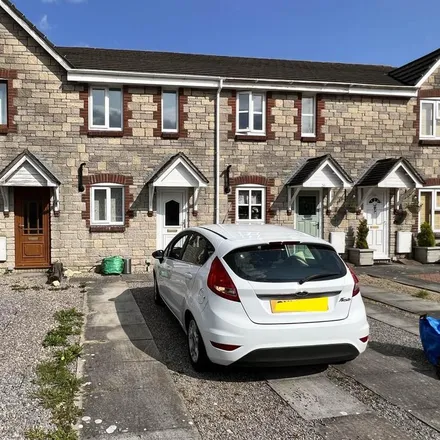 Rent this 2 bed house on Cwrt-y-Cadno in Llantwit Major, CF61 2SB