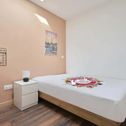 Rent this 1 bed apartment on 26 Rue de la Vieille Aventure in 59046 Lille, France