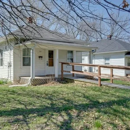 Buy this 2 bed house on 800 North Fuller Street in Independence, MO 64050