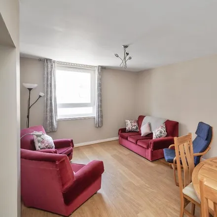 Rent this 2 bed apartment on Causewayside House in 160 Causewayside, City of Edinburgh