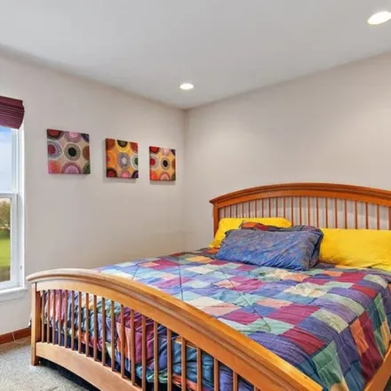 Rent this 2 bed apartment on Capri Court in Aurora, IL 60503