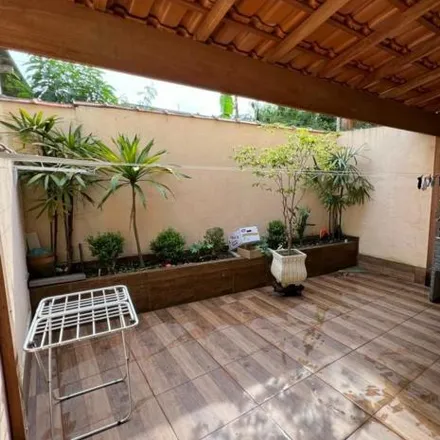 Image 1 - Estrada dos Galdinos, Chácara Pavoeiro, Cotia - SP, 06711-280, Brazil - House for sale