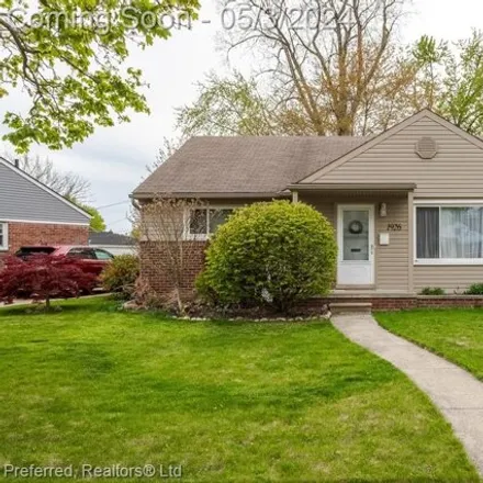 Buy this 3 bed house on 2058 Raymond Avenue in Dearborn, MI 48124