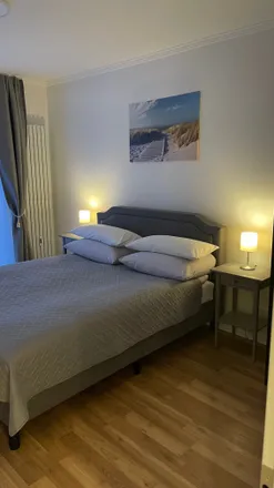 Rent this 2 bed apartment on Stoffeler Straße 5 in 40227 Dusseldorf, Germany