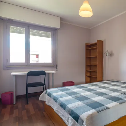 Rent this 3 bed apartment on Rua Professor Hernâni Cidade in 1600-641 Lisbon, Portugal