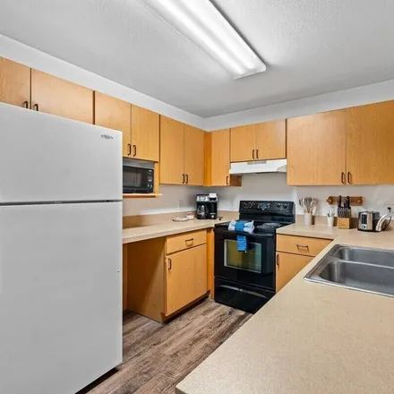 Rent this 4 bed apartment on Tampa