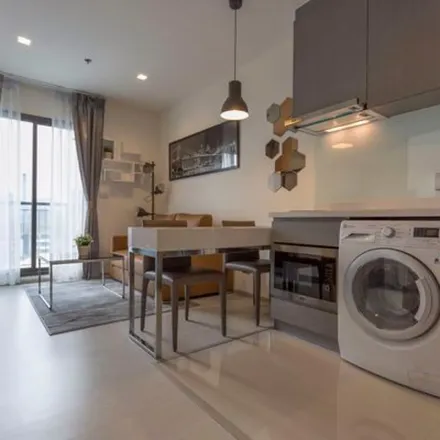 Rent this 1 bed apartment on Oakwood Studios Sukhumvit Bangkok in Soi Sukhumvit 36, Khlong Toei District