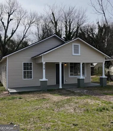 Buy this 5 bed house on 874 Richmond Street in Terra Cotta, Macon