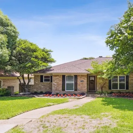 Buy this 3 bed house on 7719 Lemmonwood Drive in Dallas, TX 75231