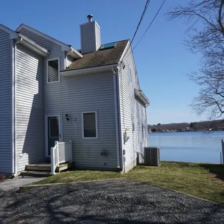 Rent this 3 bed house on 132C Co-Mi-Ho Lane in Columbia, CT 06237