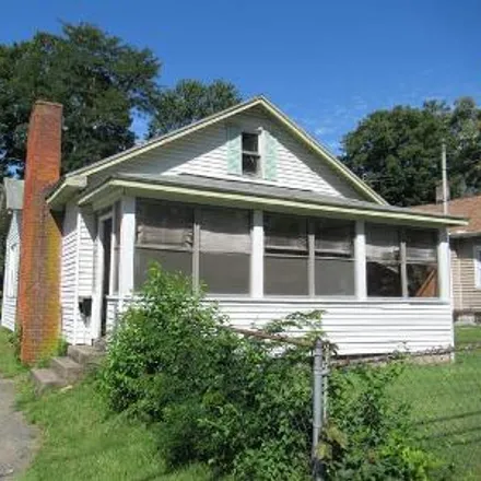 Buy this 2 bed house on 83 Denver Street in Pine Point, Springfield