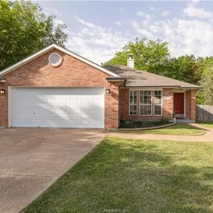 Image 2 - 1701 Ibis Court, Bryan, TX 77807, USA - House for sale