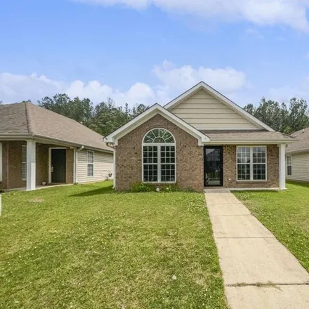 Buy this 3 bed house on 1270 Village Trail in Calera, AL 35040