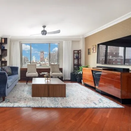 Image 2 - 400 Central Park West, New York, NY 10025, USA - Condo for sale