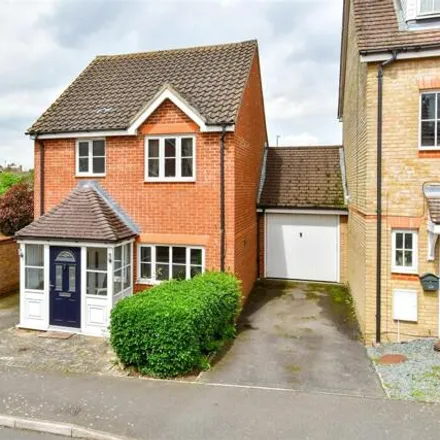 Buy this 3 bed house on Guernsey Way in Ashford, TN24 9LW