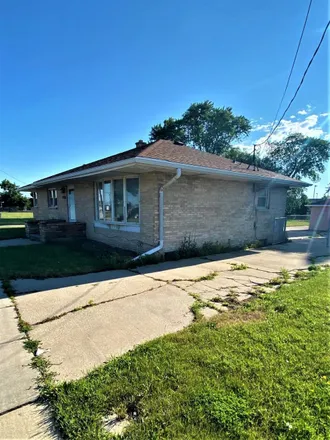 Buy this 3 bed house on 3823 South Clement Avenue in Milwaukee, WI 53207