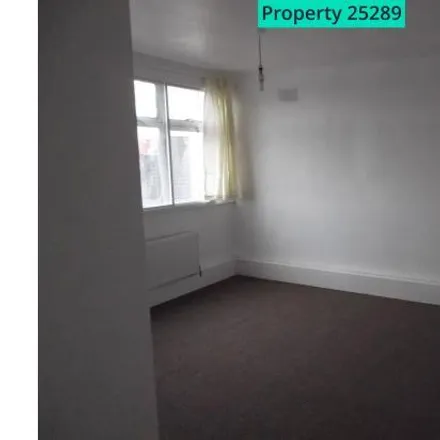 Image 6 - Square Court, Birstall, LE4 4DP, United Kingdom - Apartment for rent