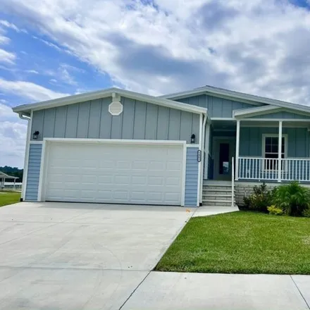 Buy this studio apartment on unnamed road in Brooksville, Hernando County