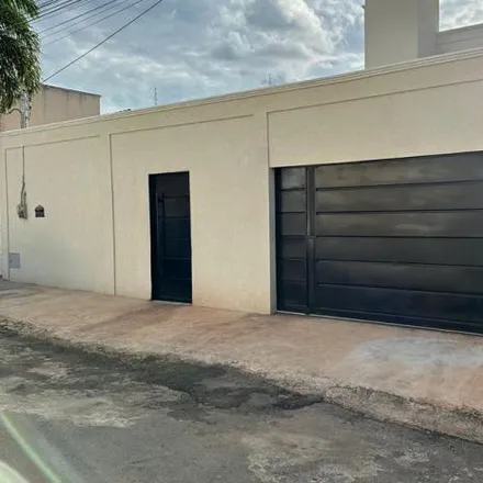Buy this 3 bed house on Rua Presidente Ernesto Geisel in Jardim Presidente, Goiânia - GO