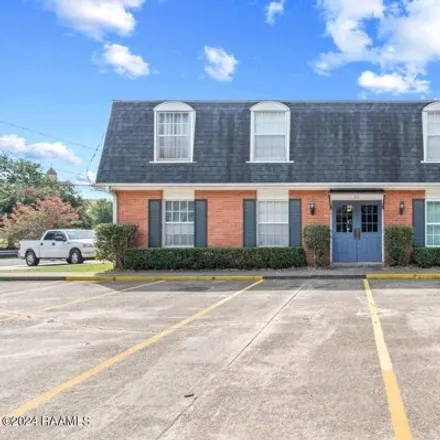 Buy this 2 bed condo on 332 Parkside Drive in Lafayette, LA 70501