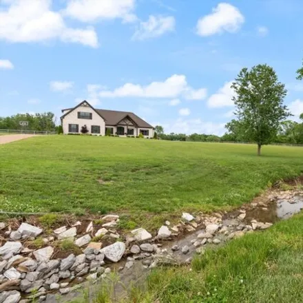 Buy this 4 bed house on 793 Douglas Bend Road in Sumner County, TN 37066