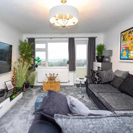Rent this 2 bed apartment on Redhill Roundabout in Redhill Drive, Talbot Village
