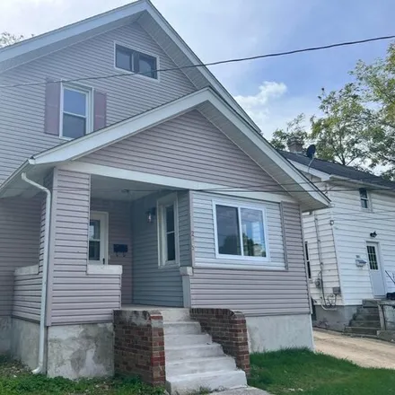 Buy this 3 bed house on 237 Sheridan Avenue in Mansfield, OH 44903