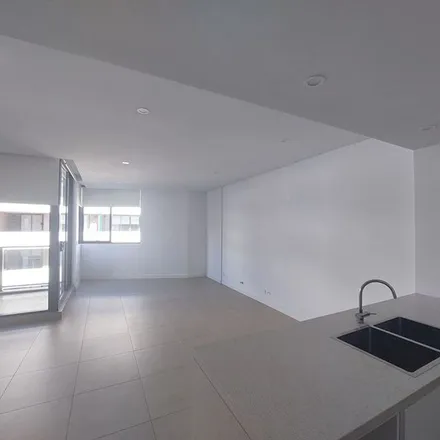 Image 7 - Pemberton Street, Botany NSW 2019, Australia - Apartment for rent