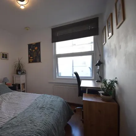 Image 4 - Chatsworth Road, Brighton, BN1 5DB, United Kingdom - Apartment for sale