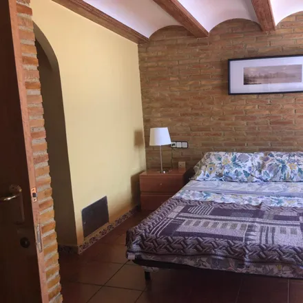 Rent this 2 bed apartment on Avinguda d'Aragó in 20, 22