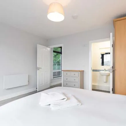 Image 4 - Carrick Terrace, Dublin, D08 T2X8, Ireland - Apartment for rent