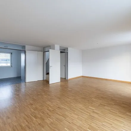 Rent this 4 bed apartment on Junkerbifangstrasse 7 in 4800 Zofingen, Switzerland