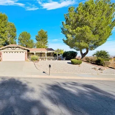 Image 1 - 17214 Forest Hills Drive, Greentree East, Victorville, CA 92395, USA - House for sale