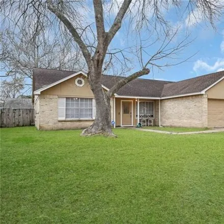 Buy this 4 bed house on 7276 Lonesome Woods Trail in Atascocita, TX 77346