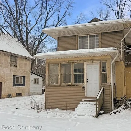 Rent this 2 bed house on Perry / Hammond NS (SB) in North Perry Street, Pontiac