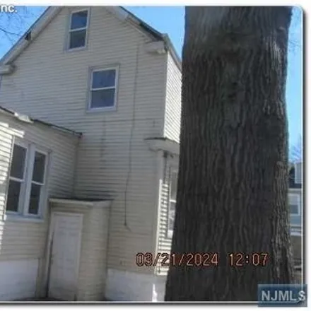 Image 4 - 153 Brookside Avenue, Irvington, NJ 07111, USA - House for sale