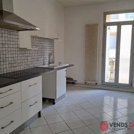 Image 3 - 20 Rue Jean Rostand, 34500 Béziers, France - Apartment for rent