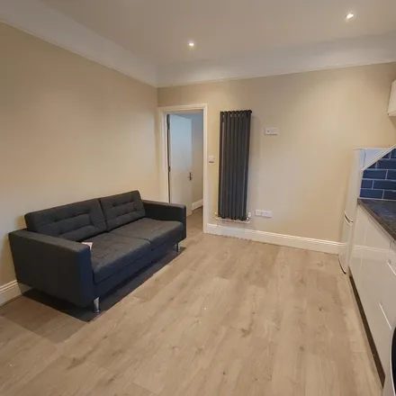 Rent this 1 bed apartment on Olive Road in London, NW2 6UT