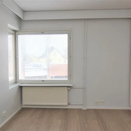Rent this 2 bed apartment on Nahkatehtaankatu 10 in 90100 Oulu, Finland