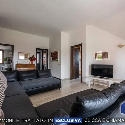 Rent this 3 bed apartment on Residenza Campo in Strada di Arroccamento, 20054 Segrate MI