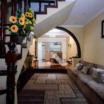 Rent this 3 bed house on Rua Curió in Jardim Itapoã, Guarulhos - SP