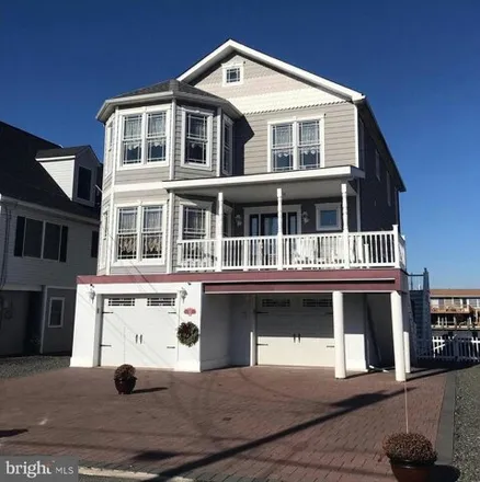 Buy this 4 bed house on 141 Flamingo Road in Tuckerton, Ocean County