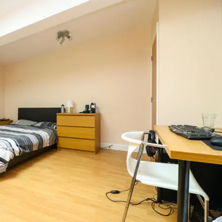 Image 9 - 1 Anglesea Terrace, Crosshouse, Southampton, SO14 5GP, United Kingdom - Apartment for rent
