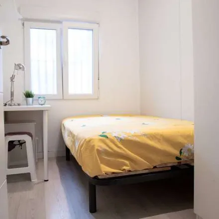 Image 5 - Plaza de Estoril, 28025 Madrid, Spain - Apartment for rent