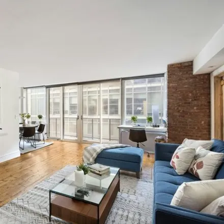 Image 2 - The Alfred, 161 West 61st Street, New York, NY 10023, USA - Condo for sale