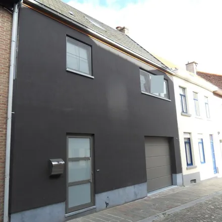 Rent this 3 bed apartment on Kerkstraat 7 in 8700 Tielt, Belgium